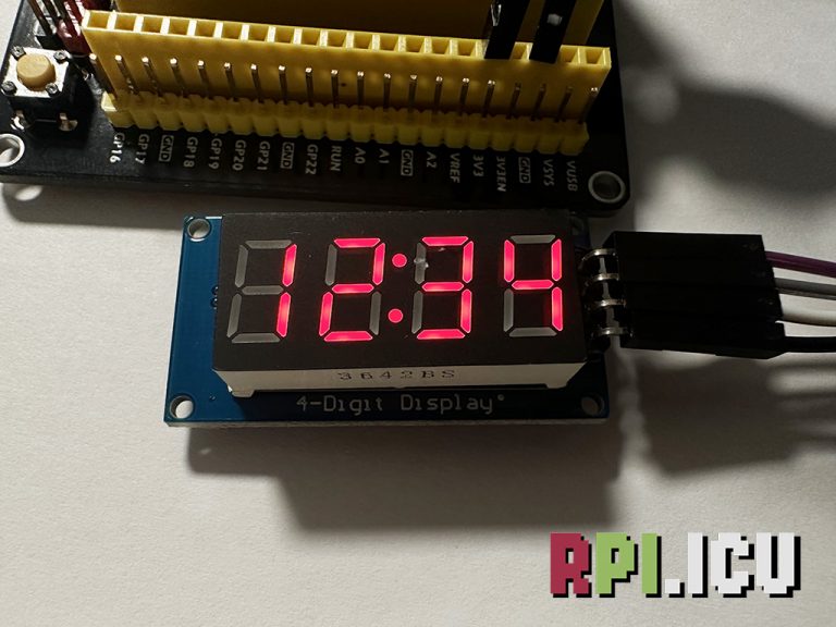 Raspberry Pi Pico with TM1637 7-Segment Display
